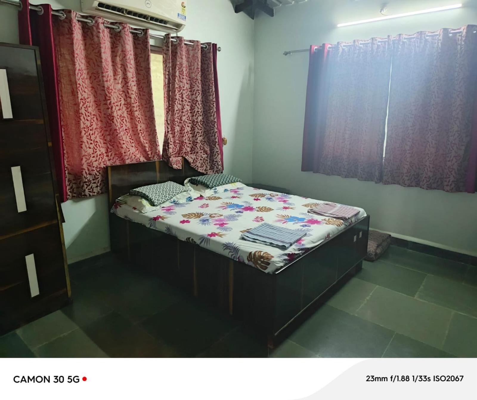 Madhura Farms Karjat Luaran gambar